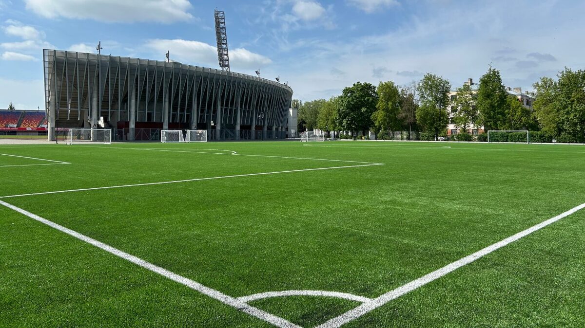 Futbola_treninu_laukums_BTA_Daugavas_stadions_LNSC.jpg