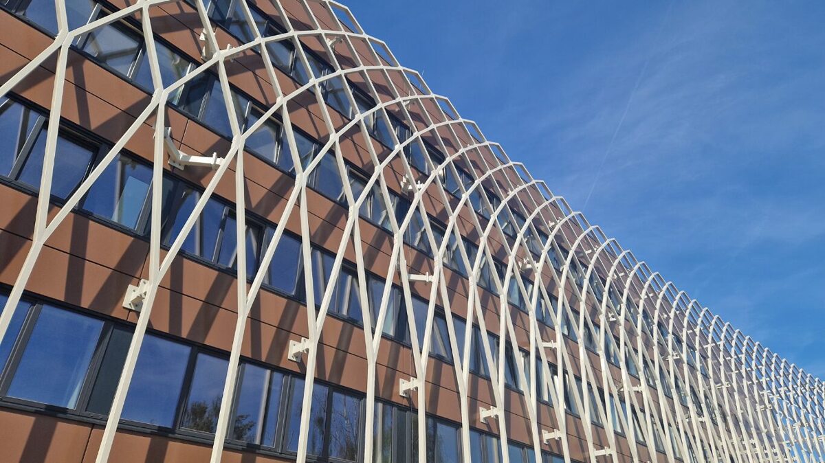 Komandu_sporta_spelu_halles_viesnica_KSSH_LNSC.jpg