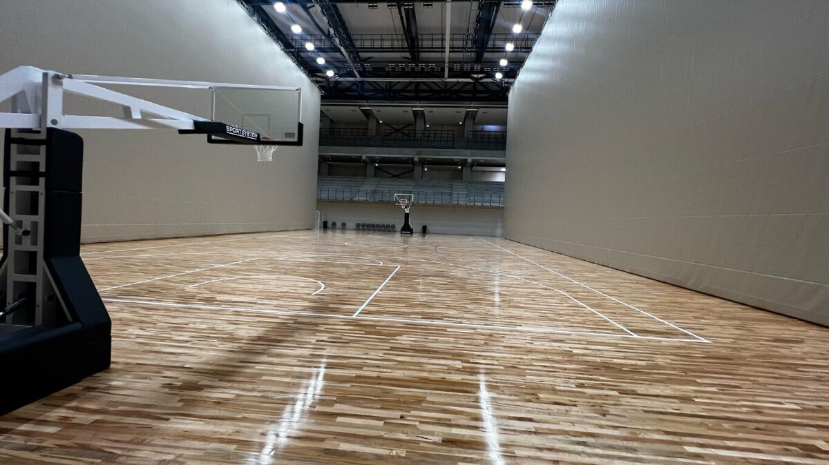 Sporta_laukums_komandu_sporta_spelu_halle_LNSC.jpg